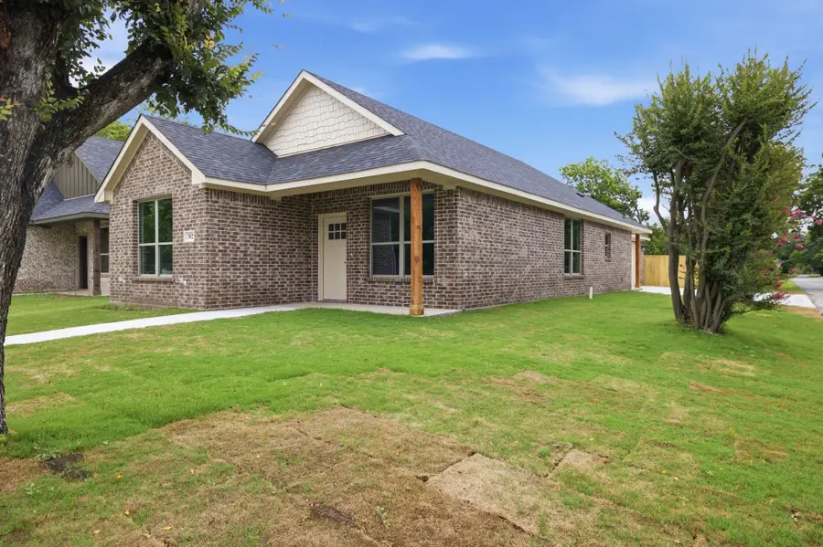 302 Evans Street, Cleburne, TX 76031 - #2