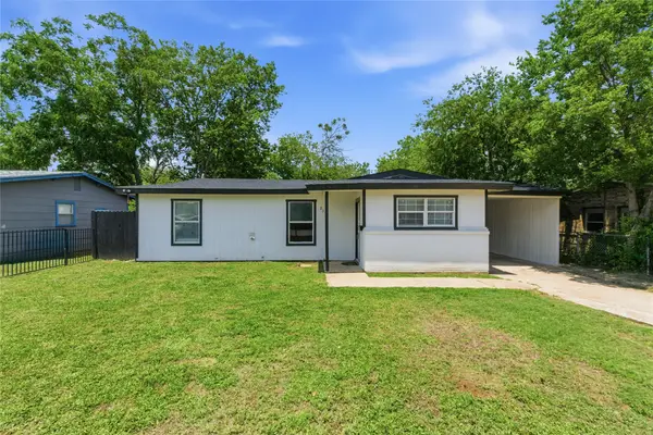 2332 Felder Lane, Fort Worth, TX 76112