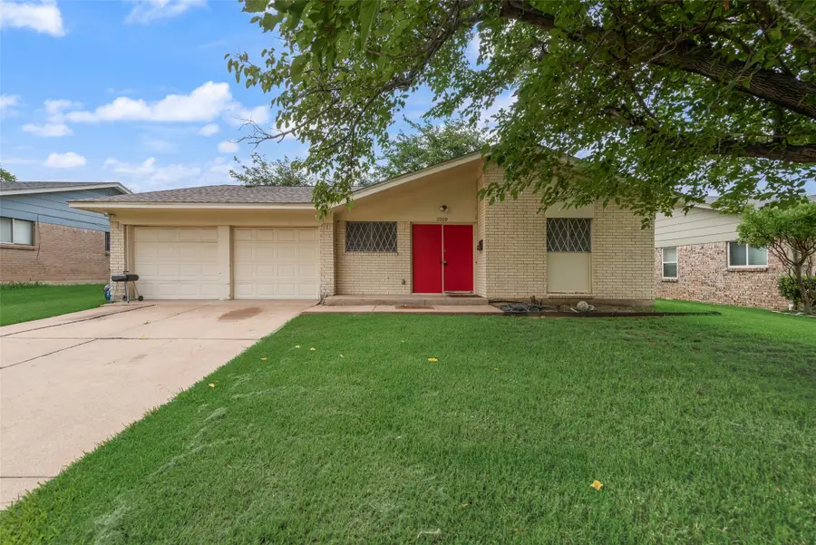 2510 Coulee Street, Irving, TX 75062 - #2