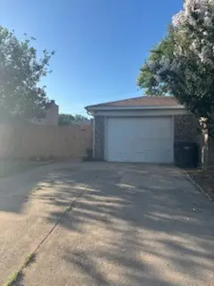 2805 Woodmont Trail, Fort Worth, TX 76133
