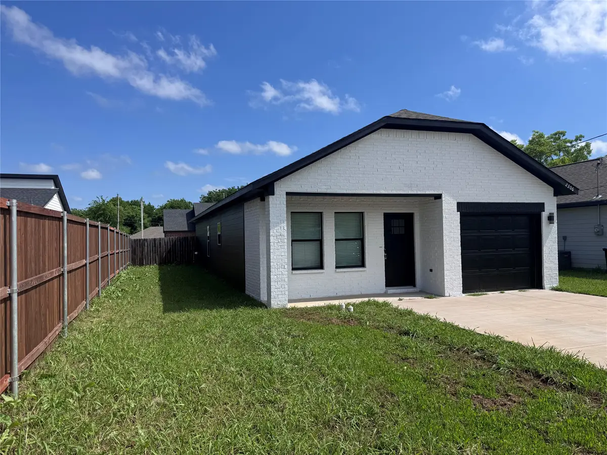 2306 Church Street, Greenville, TX 75401 - #1
