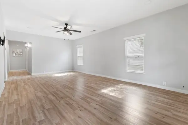 327 E Hull Street, Denison, TX 75021 - #3