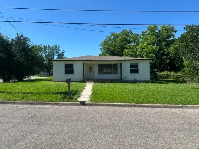 600 Abney Street, Whitesboro, TX 76273 - #1