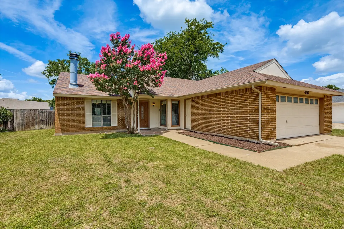 3206 Wintersmith Drive, Arlington, TX 76014 - #1