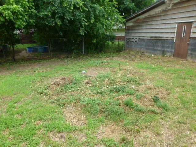 619 N Avenue A, Springtown, TX 76082 - #3
