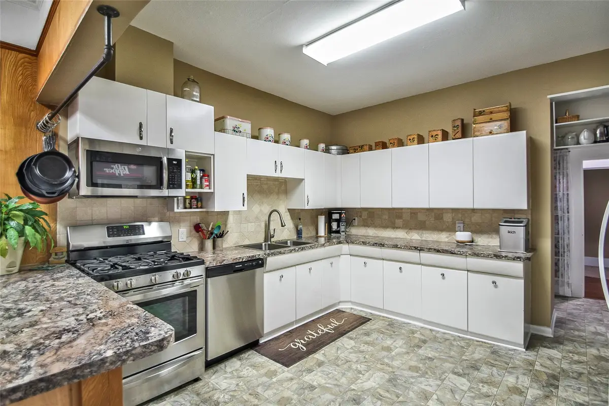 1147 W Frey Street, Stephenville, TX 76401 - #1