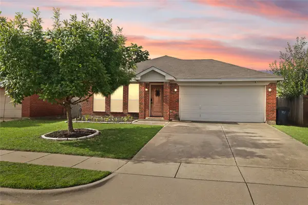 748 Nelson Place, Fort Worth, TX 76028