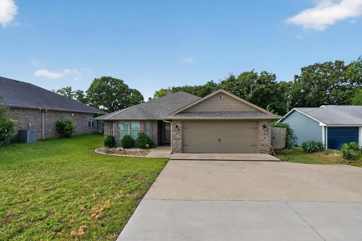 3016 Loy Lake Road, Denison, TX 75020 - #1