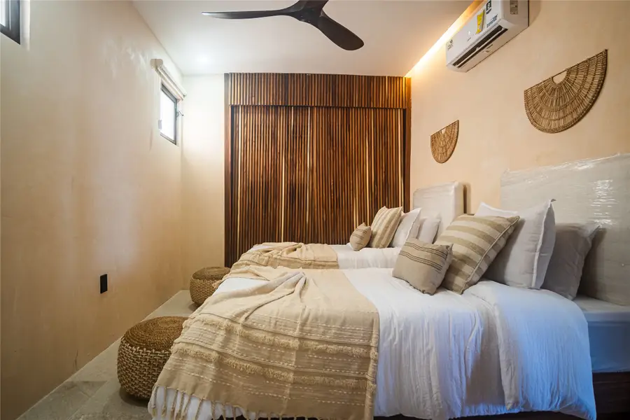 Manzana 13 Lote 02 Cozumel Street #602, Cancun, OS 77580 - #2