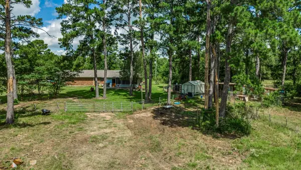 683 Us Highway 84 W, Teague, TX 75860