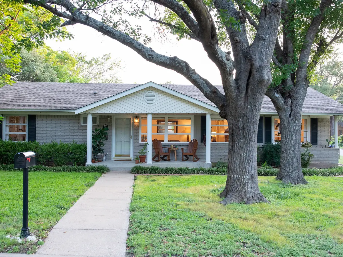 2324 Lake Air Drive, Waco, TX 76710 - #1