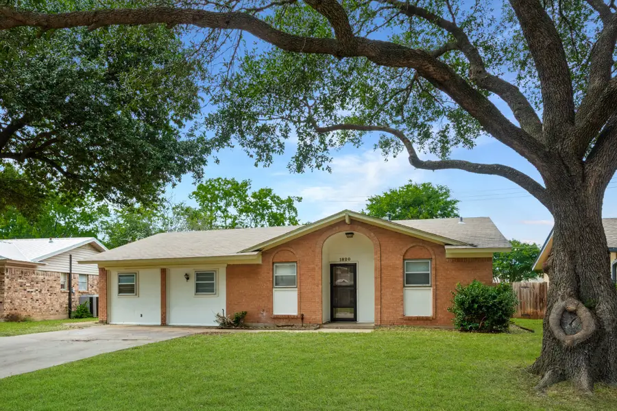 1820 Emery Street, Denton, TX 76201 - #2