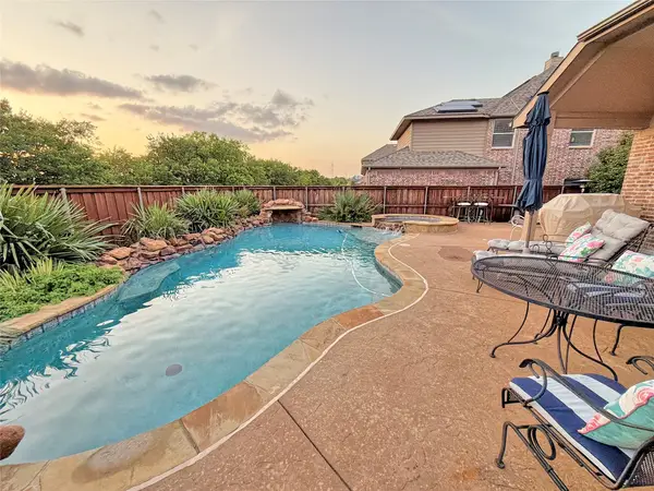14249 Fall Harvest Drive, Frisco, TX 75033