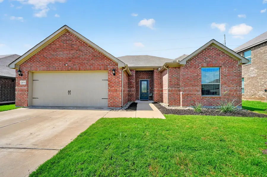 1033 Mcdonald Drive, Crowley, TX 76036 - #2