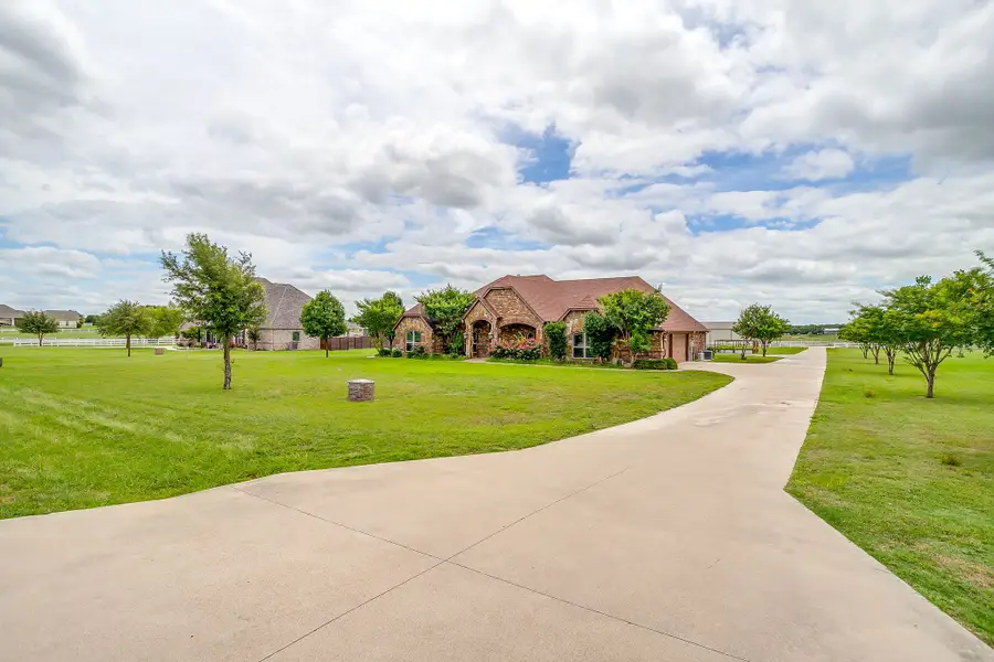 157 Pack Saddle Trail, Weatherford, TX 76088 - #2