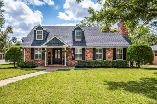 1734 Kiltartan Drive, Dallas, TX 75228