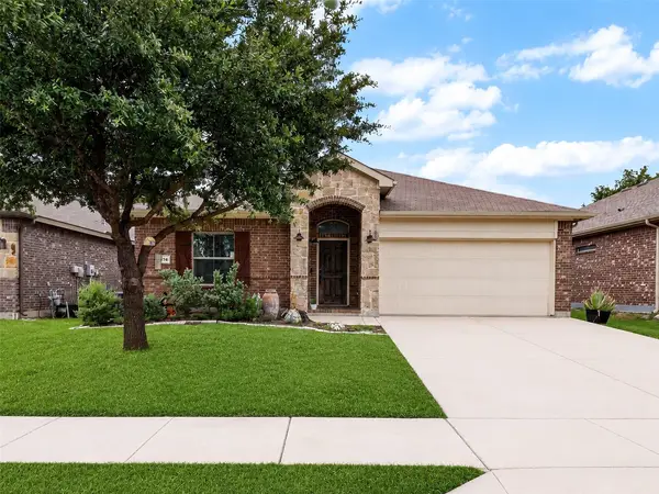 1936 Kachina Lodge Road, Fort Worth, TX 76131