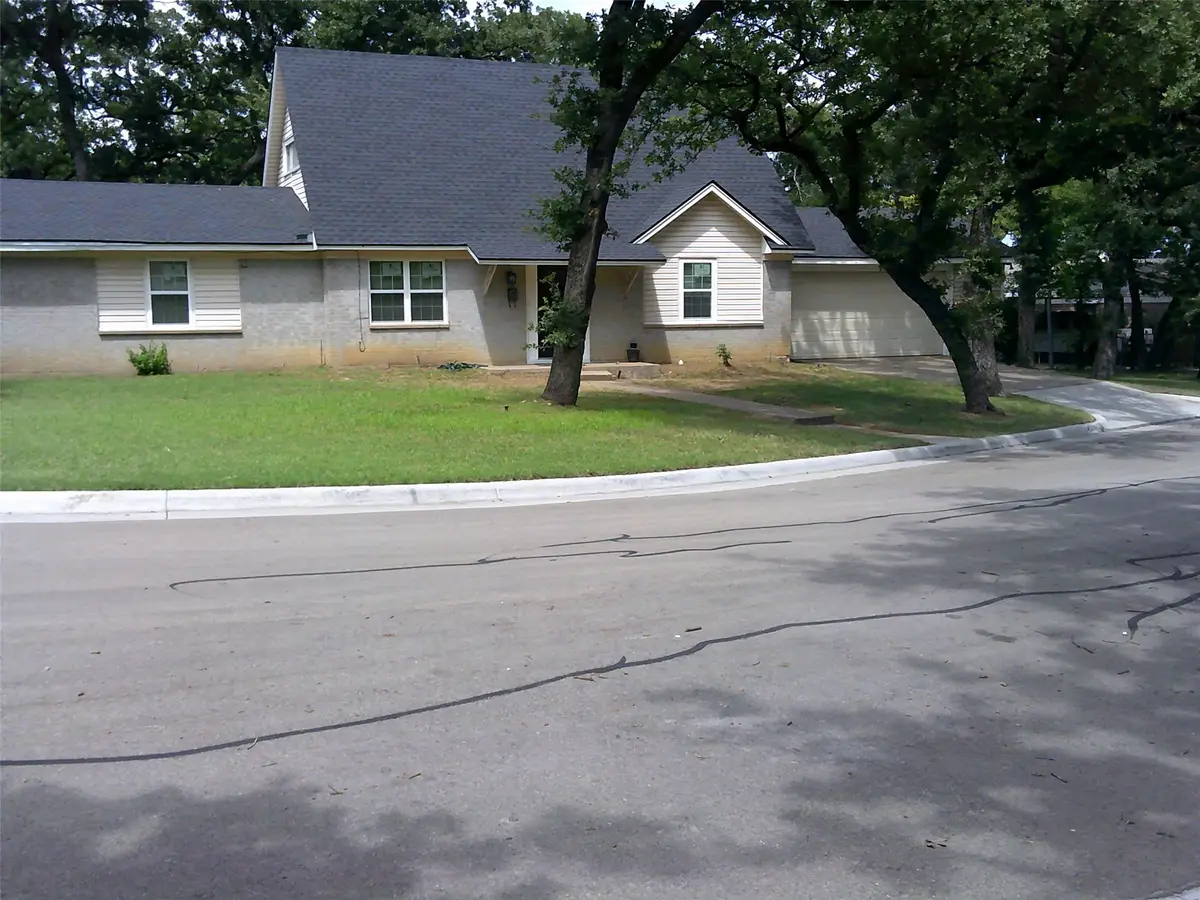 4509 Burke Road, Fort Worth, TX 76119 - #1