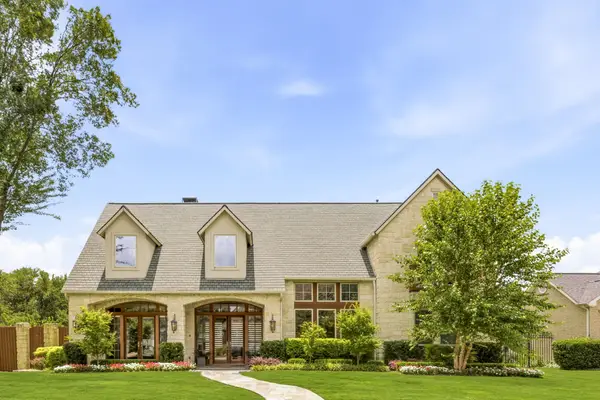 4928 Holly Tree Drive, Dallas, TX 75287