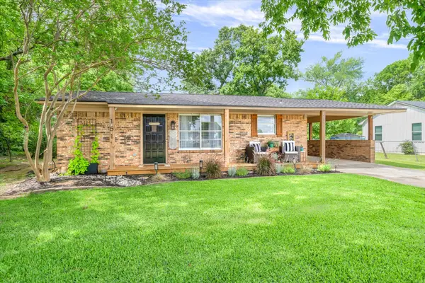 151 W College Street, Canton, TX 75103