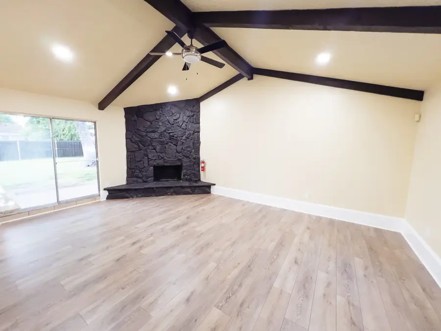 1037 Nancy Lane, Lancaster, TX 75134 - #3