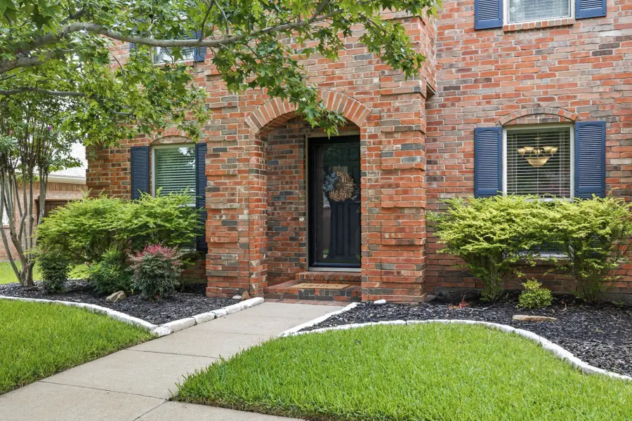 5219 Shadow Glen Drive, Grapevine, TX 76051 - #2