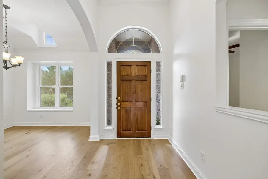 597 Southridge Way, Irving, TX 75063 - #3