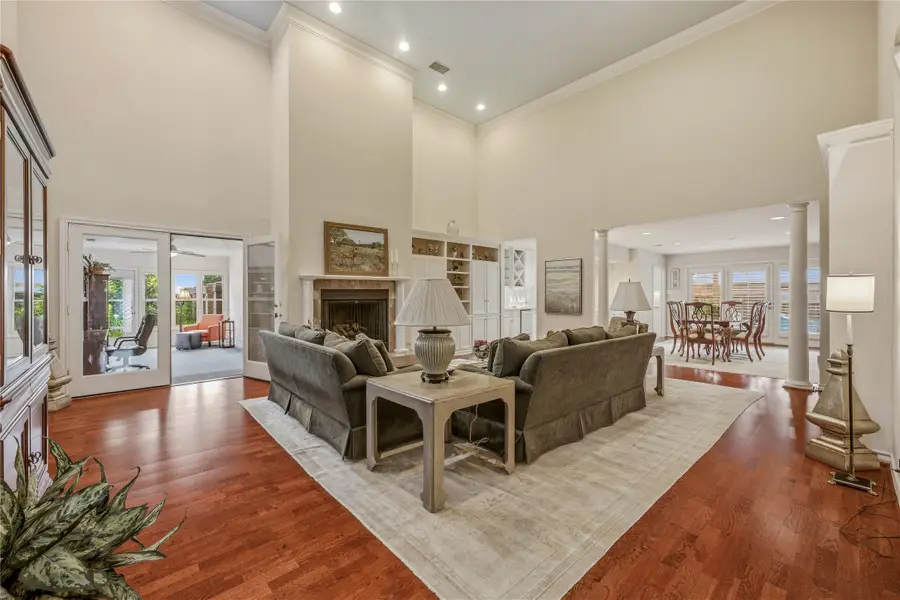 4000 W 5th Street, Fort Worth, TX 76107 - #3