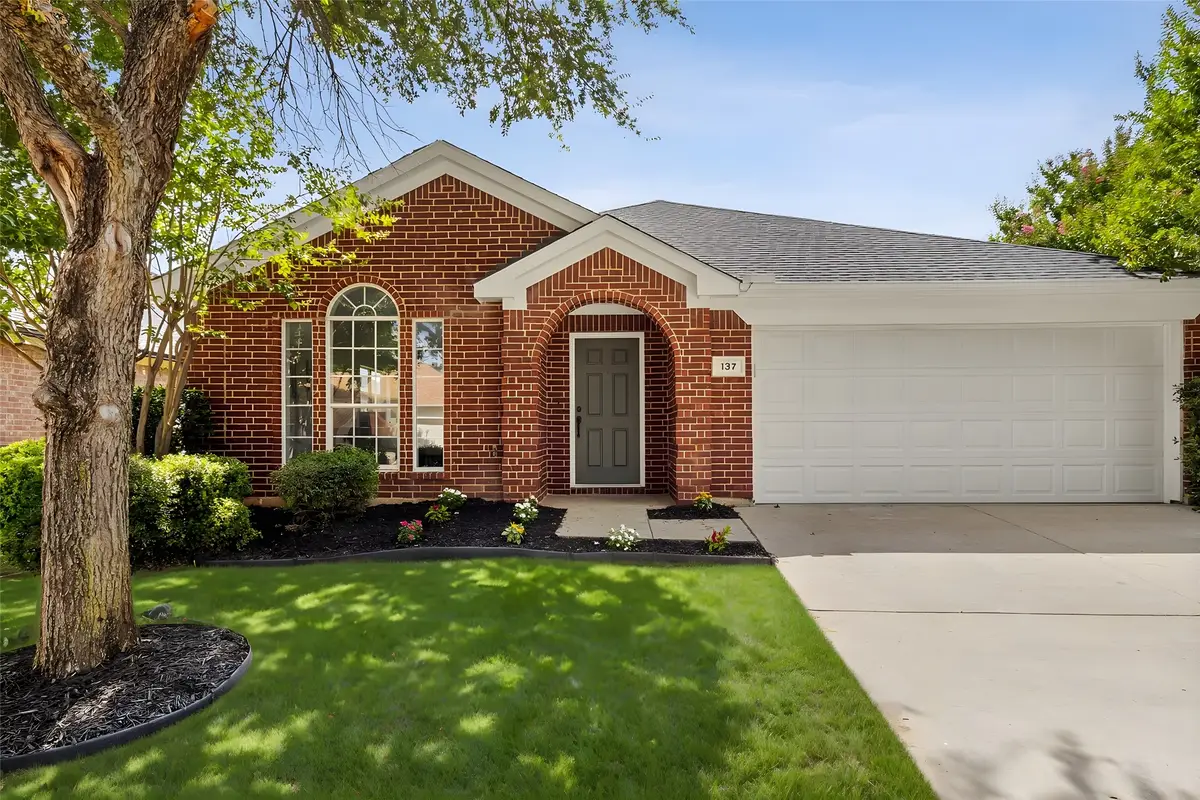137 Flyaway Lane, Fort Worth, TX 76120 - #1