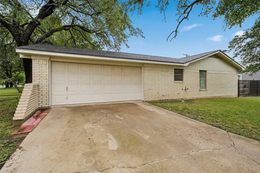 901 Rambler Drive, Waco, TX 76710 - #2