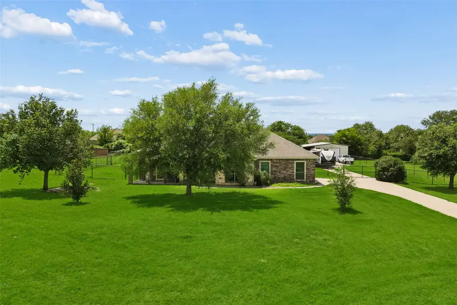 107 Blue Ribbon Trail, Weatherford, TX 76087 - #2