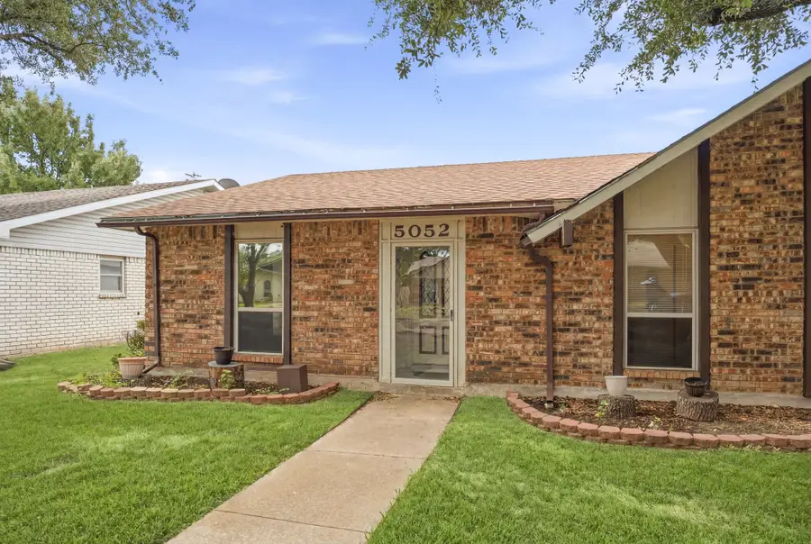 5052 Arbor Glen Road, The Colony, TX 75056 - #2