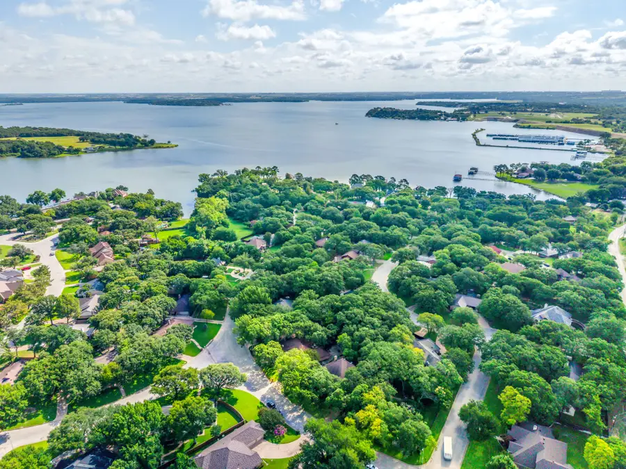 116 Robinwood Lane, Azle, TX 76020 - #2