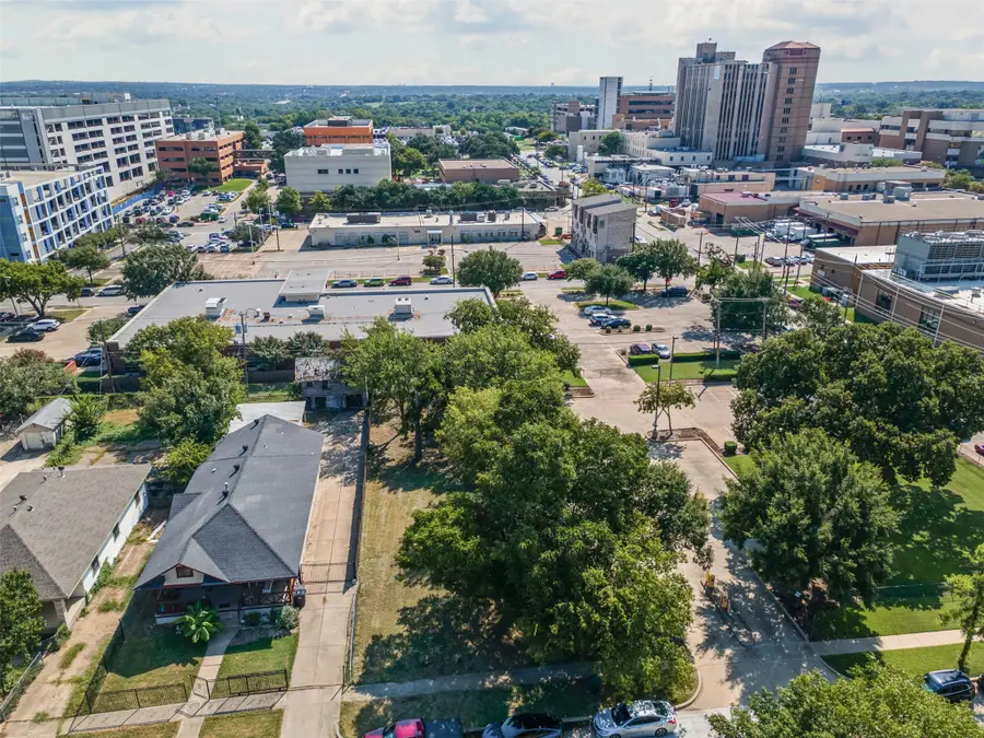 1417 S Jennings Avenue, Fort Worth, TX 76104 - #2