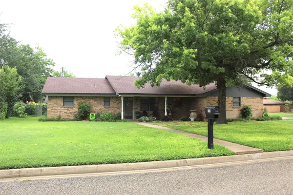 2610 Jasmine Street, Stephenville, TX 76401