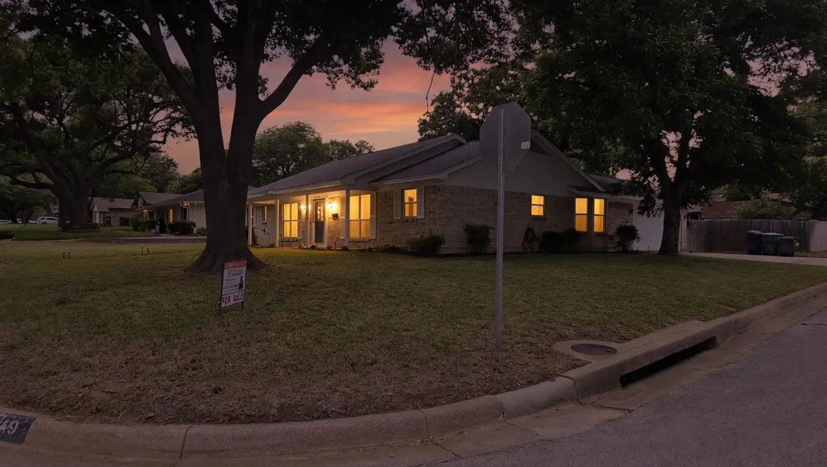 7449 Monterrey Drive, Fort Worth, TX 76112 - #1