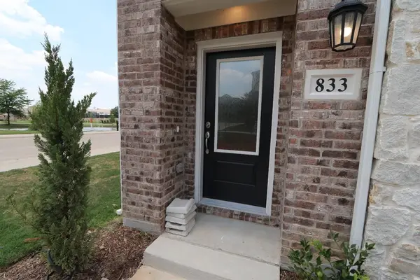 833 Tennessee Drive, Euless, TX 76040