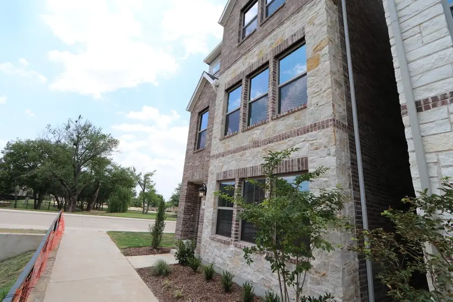 833 Tennessee Drive, Euless, TX 76040 - #3