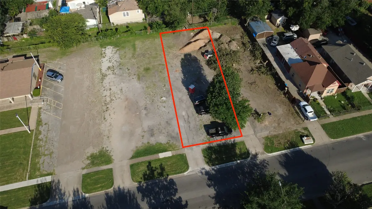 2213 Clinton Avenue, Fort Worth, TX 76164 - #1
