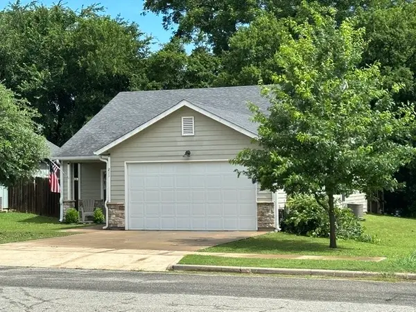 211 Hilre Drive, Sherman, TX 75092