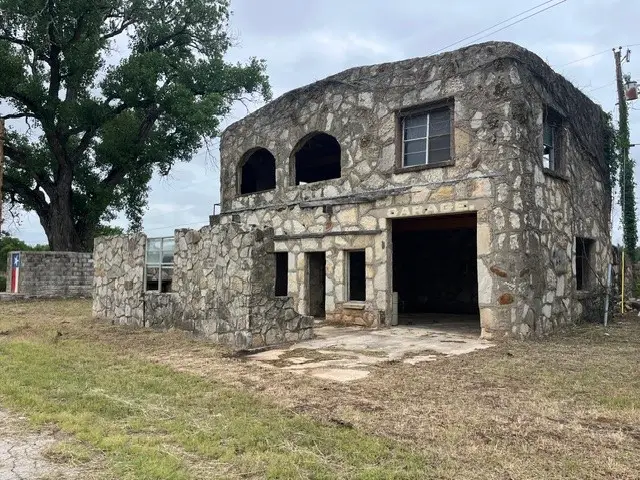 27217 S Hwy 6, Hico, TX 76457 - #1
