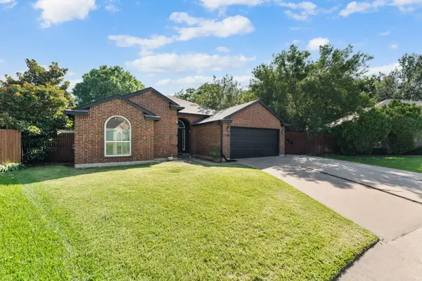 3481 Galaway Bay Drive, Grand Prairie, TX 75052