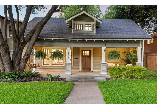 206 S Edgefield Avenue, Dallas, TX 75208