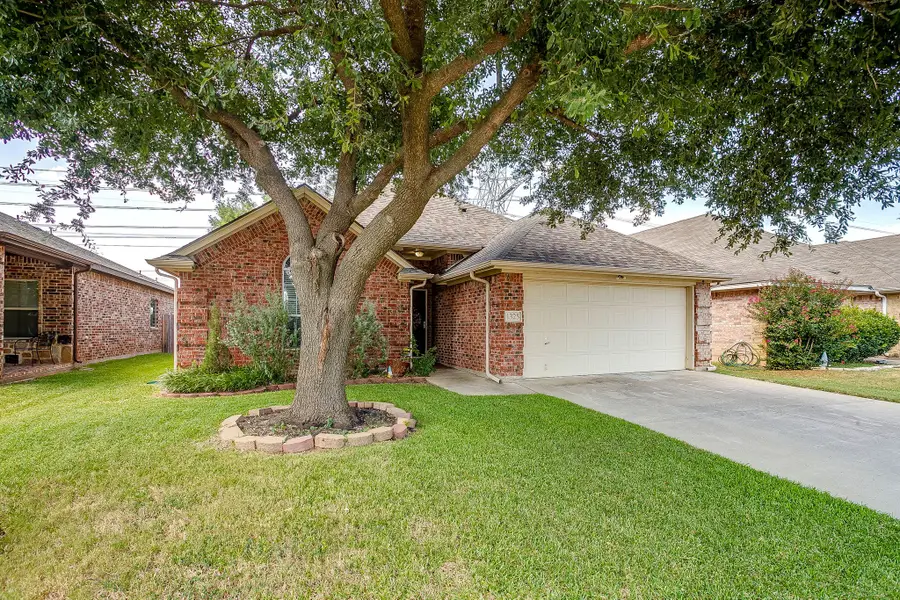 1325 Sierra Blanca Drive, Fort Worth, TX 76028 - #2