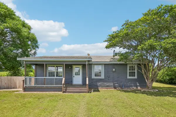 2082 Fm-1566, Celeste, TX 75423