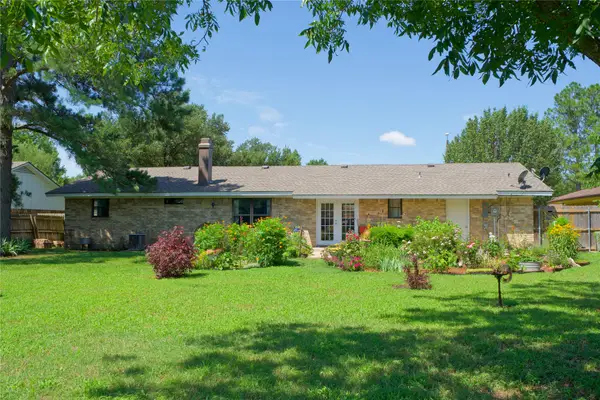 1208 Aspen Road, Gainesville, TX 76240