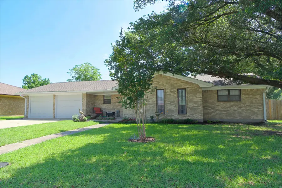 1208 Aspen Road, Gainesville, TX 76240 - #2