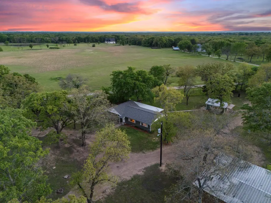 2338 N Tool Dr, Seven Points, TX 75143 - #2