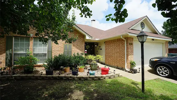 1944 Timberline Lane, Sherman, TX 75092