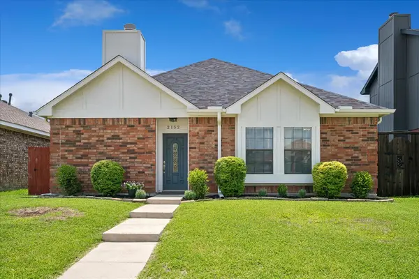 2152 Arbor Creek Drive, Carrollton, TX 75010